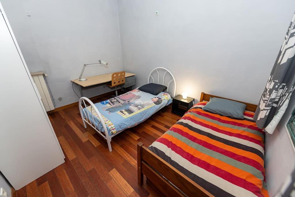 Anna-Maria : Grand Appartement 10 Personnes+Parking Prive -Actif+ Location- Marseille Kültér fotó