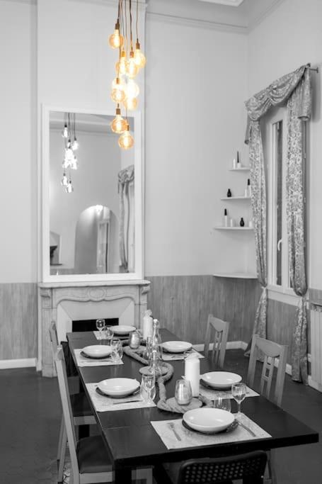 Anna-Maria : Grand Appartement 10 Personnes+Parking Prive -Actif+ Location- Marseille Kültér fotó