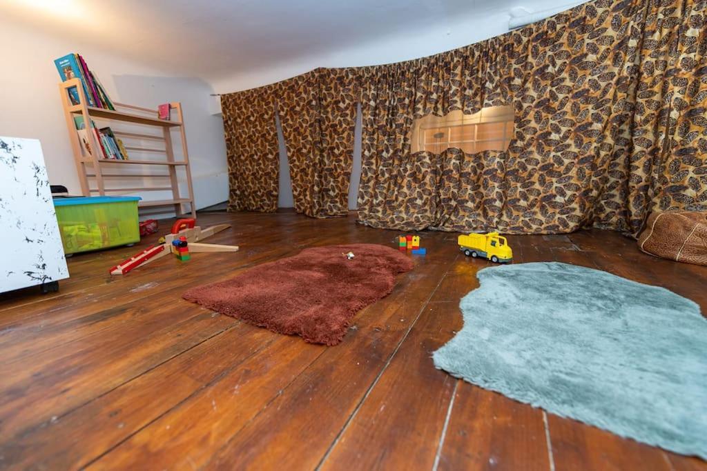 Anna-Maria : Grand Appartement 10 Personnes+Parking Prive -Actif+ Location- Marseille Kültér fotó